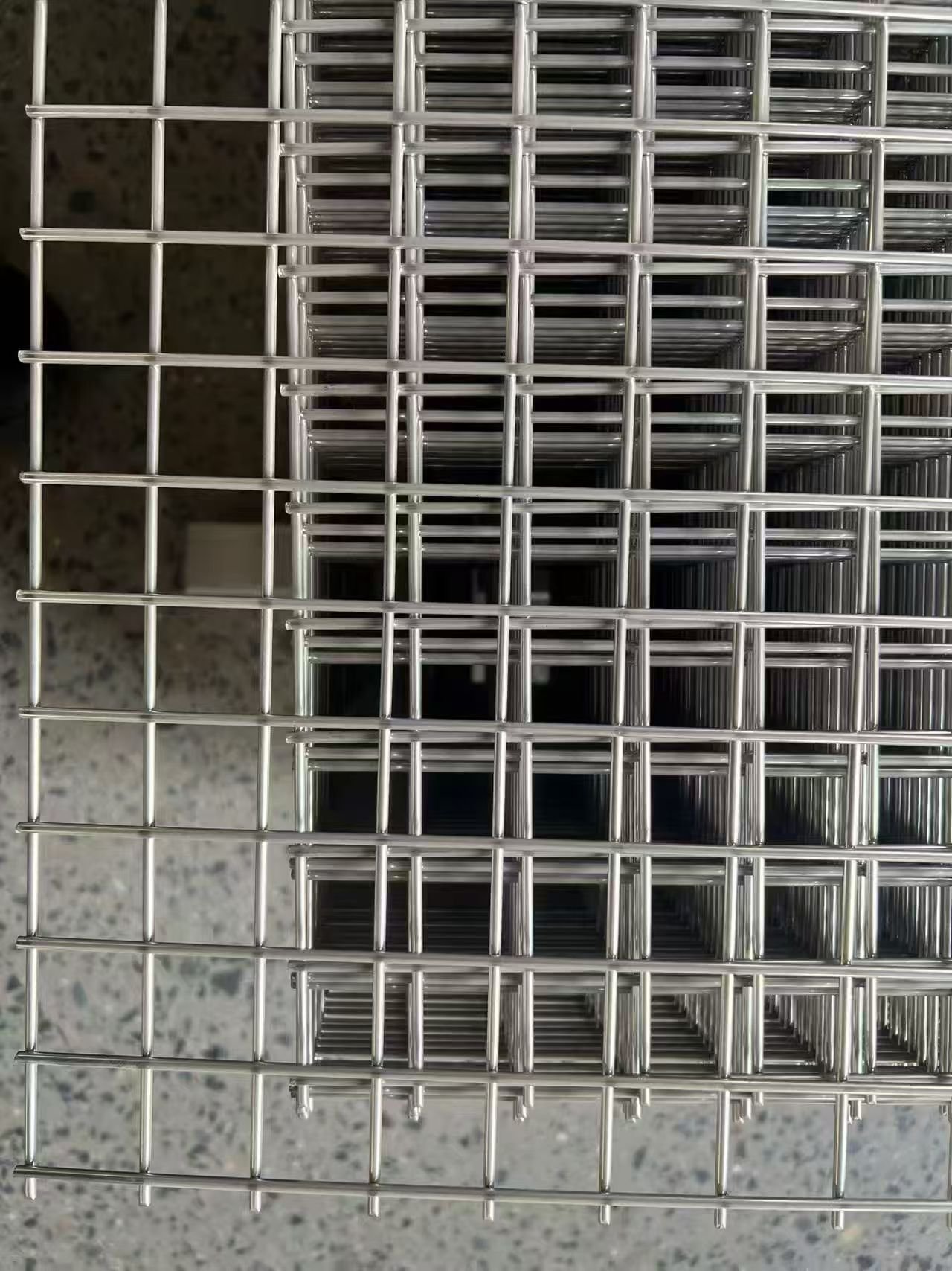 Stainless steel welded mesh - Image 3